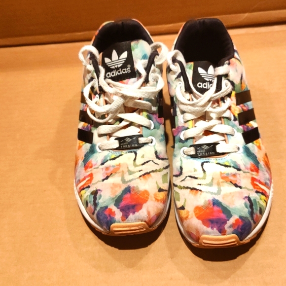 Adidas ZX flux watercolor woman's size 7 running shoes - Picture 1 of 12